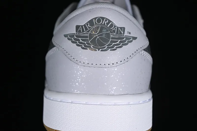 All categories Air Jordan Jordan series basketball shoes Air Jordan 1 Low G version pure original Air Jordan 1 Low Golf AJ1 Joe 1 new golf version raw rubber gray DD9315-006